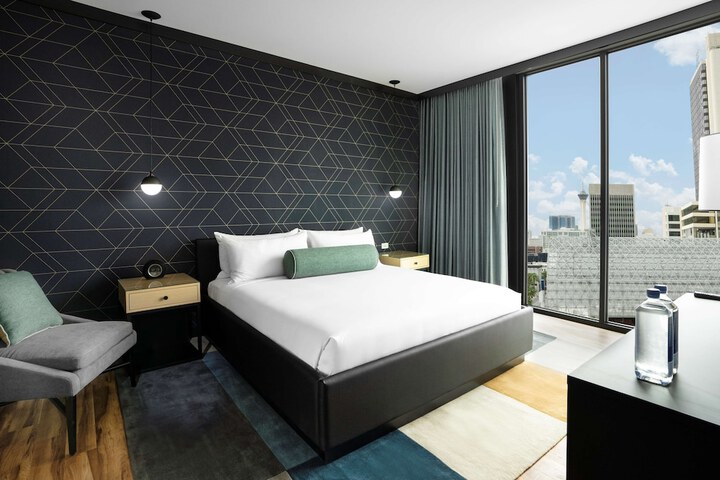 Room 13 of 67