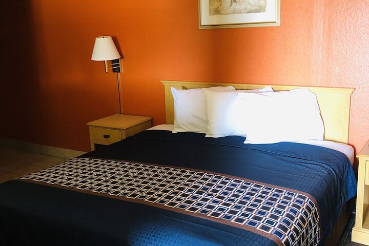 Hotel 7 of 51