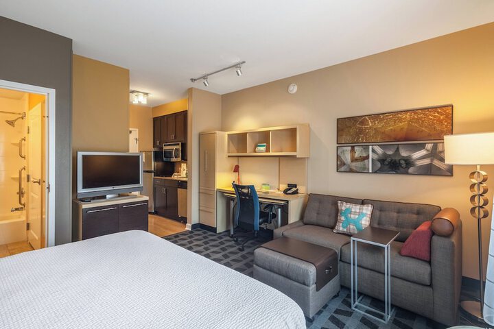Room 21 of 29
