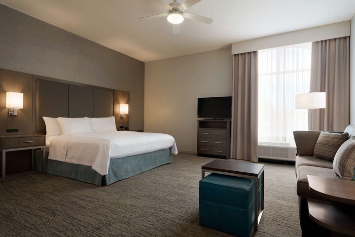 Room 25 of 54