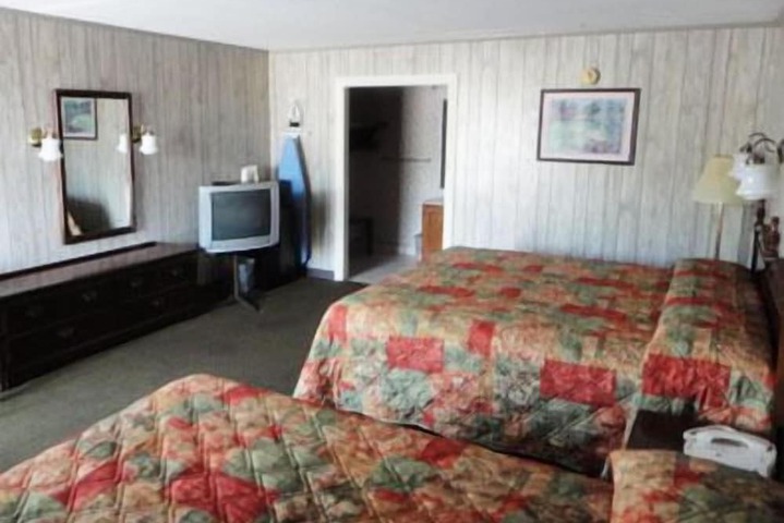 Room 35 of 41
