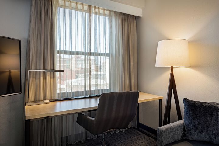 Room 15 of 21