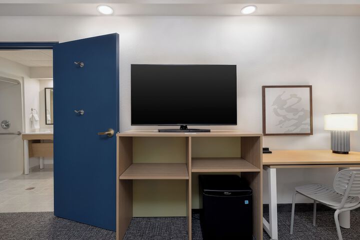 Room 21 of 31