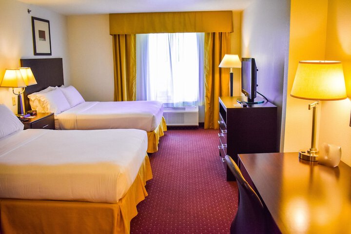 Room 32 of 57