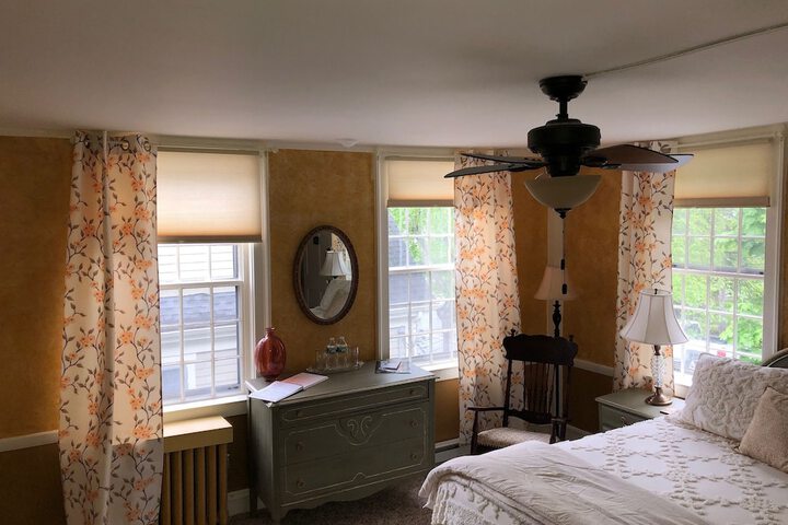 Room 22 of 50