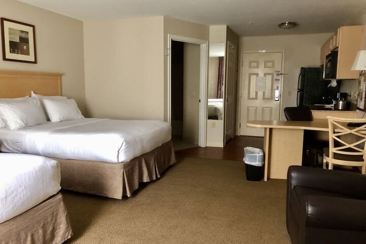 Room 26 of 41