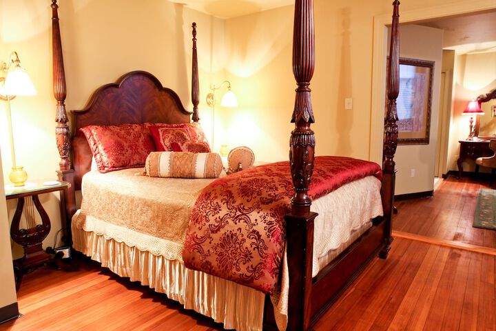 Room 14 of 34