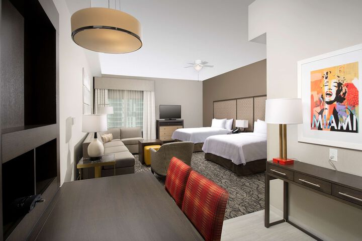 Room 18 of 37
