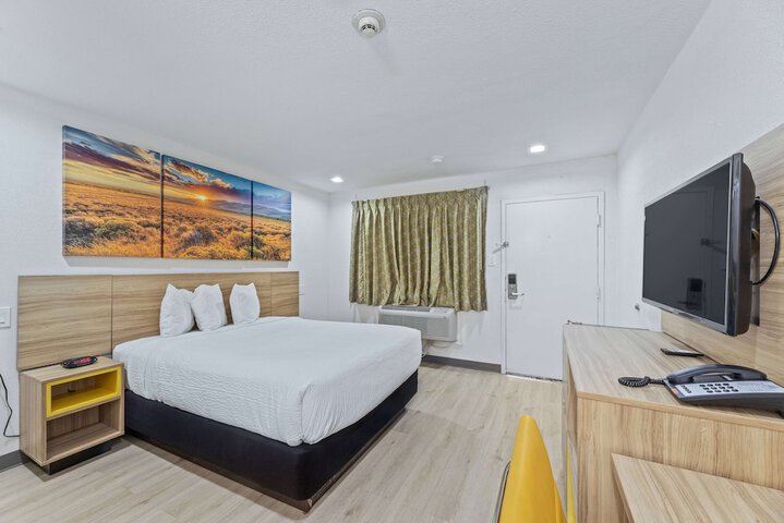 Room 31 of 41