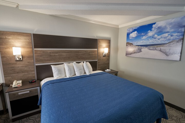 Room 43 of 72