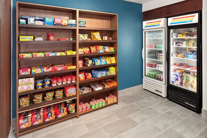 Holiday Inn Express & Suites Chicago West - OHare Arpt Area by IHG
