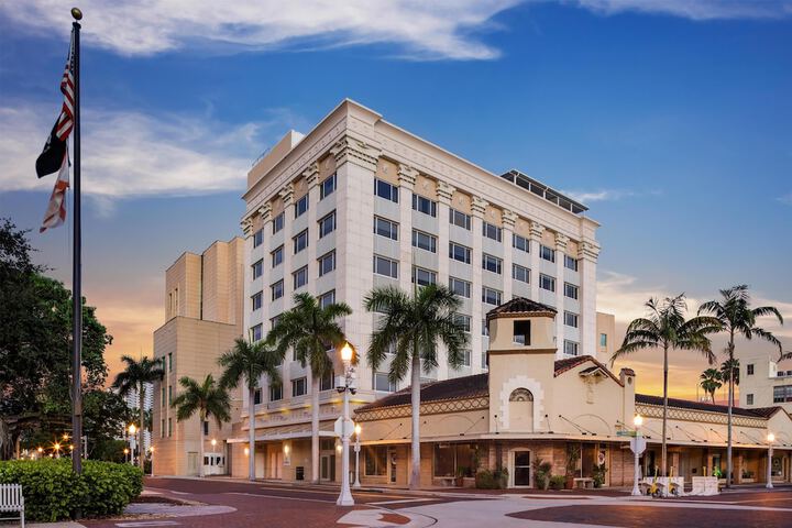 The Banyan Hotel Fort Myers Tapestry Collection by Hilton