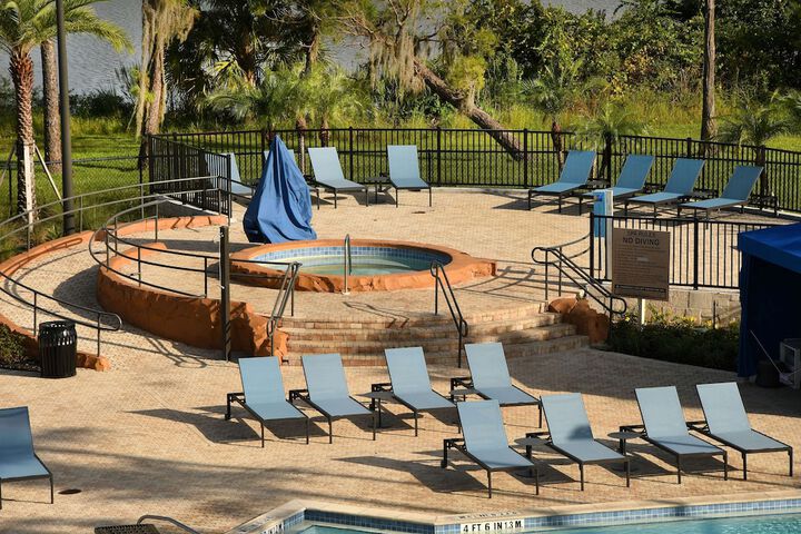 Pool 16 of 95