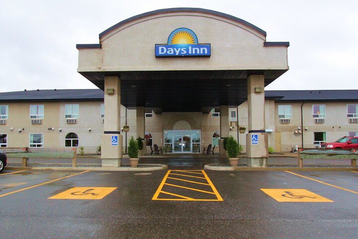 Hotel 4 of 40