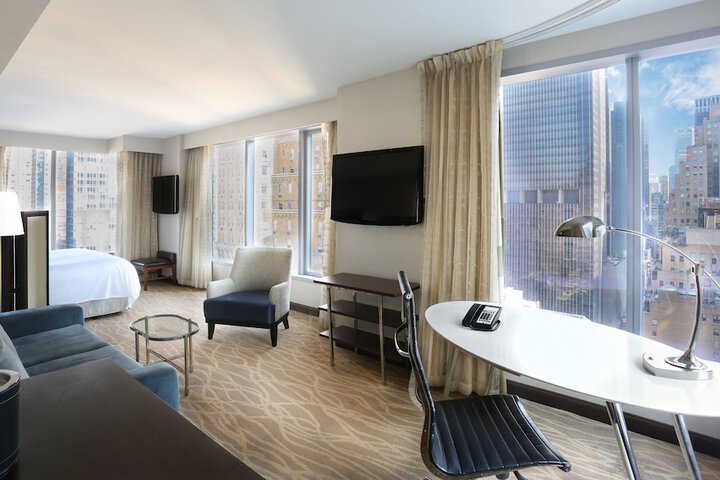 Room 35 of 118