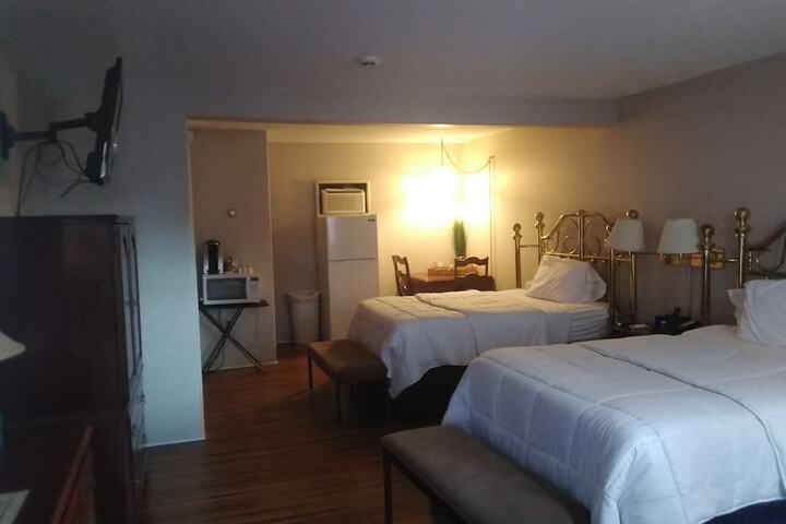 Room 46 of 89