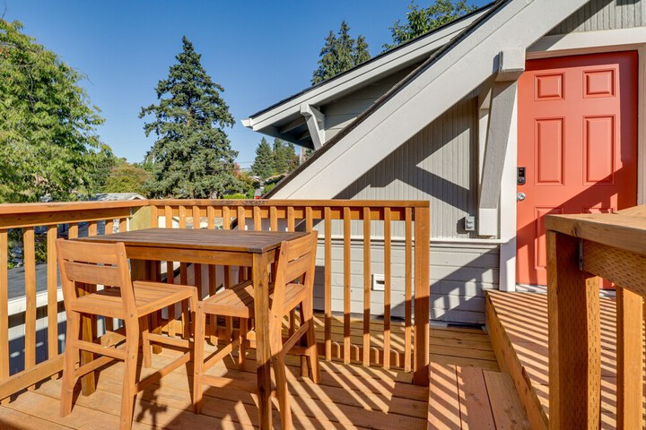 Cozy Lafayette Townhome Rental Near Parks & River