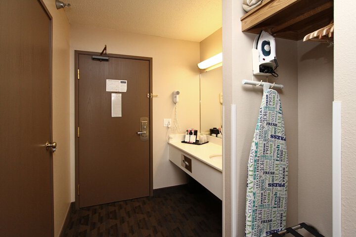 Room 29 of 54