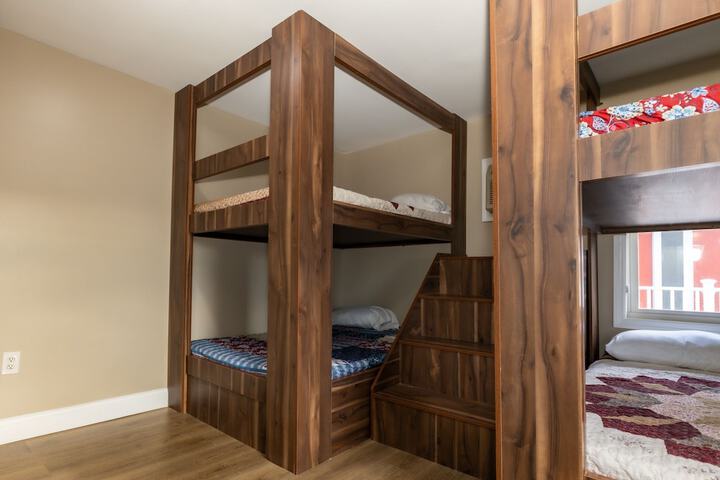Room 50 of 70