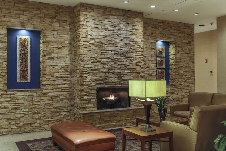 Hotel Interior 17 of 137
