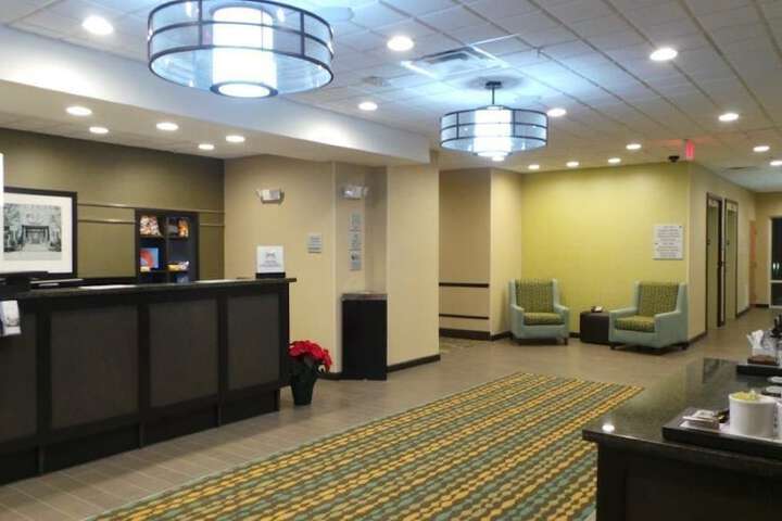 Hotel Interior 9 of 37