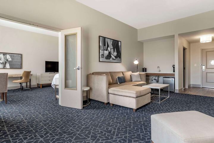 Room 40 of 59