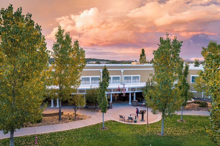 Grand Canyon Railway Hotel