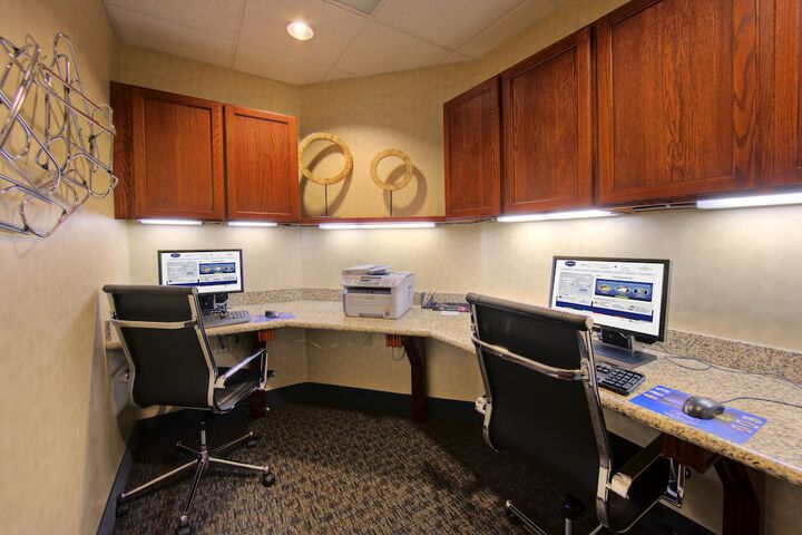 Business Center 48 of 48