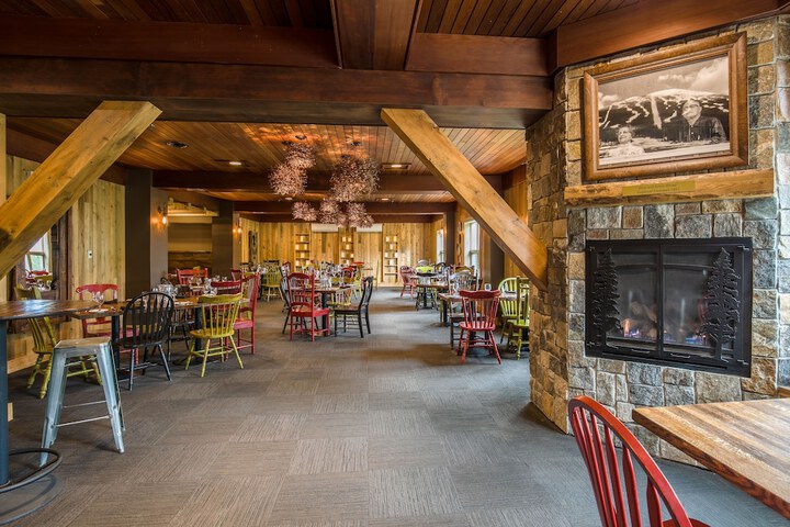 Sugarloaf Mountain Hotel