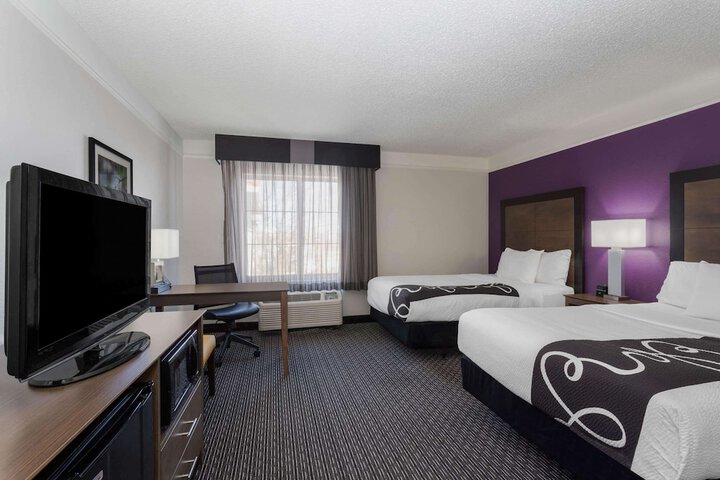 Room 9 of 26