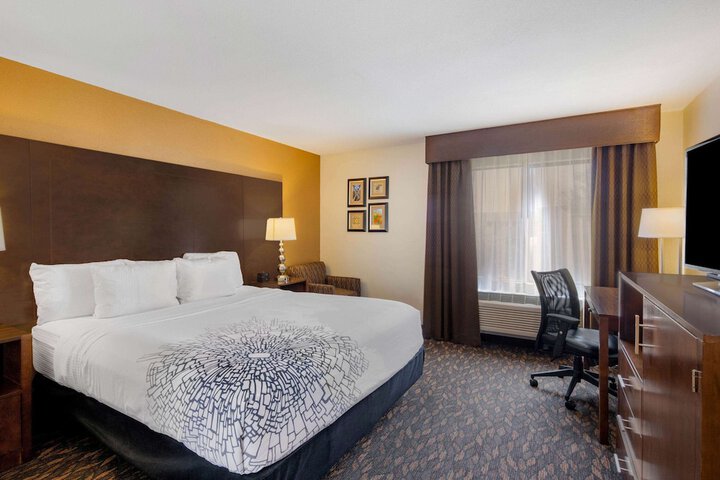 Room 15 of 29