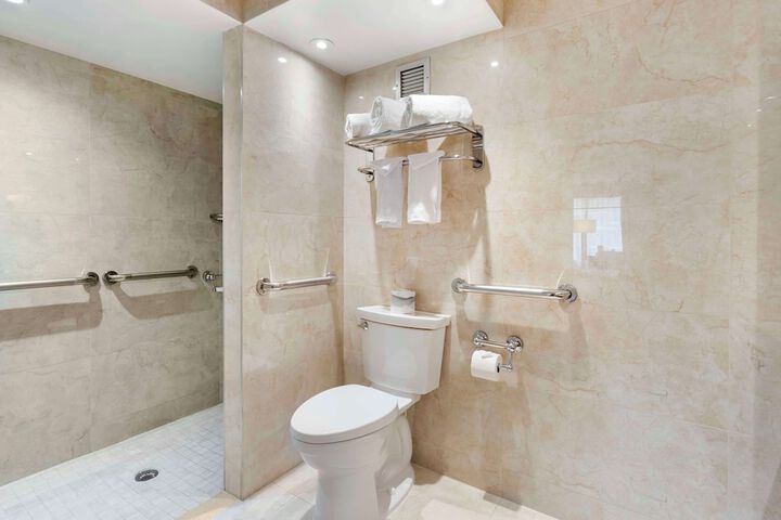 Best Western Mill River Manor