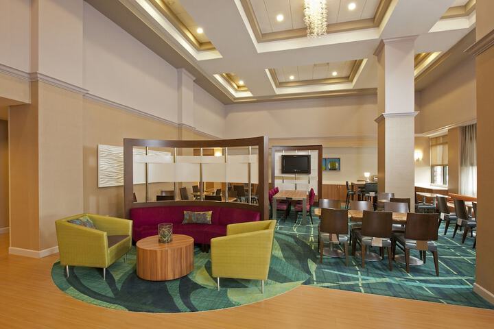 Hotel Interior 11 of 31