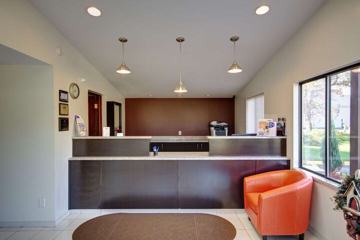 Americas Best Value Inn Heath Newark