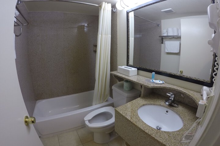 Room 32 of 55