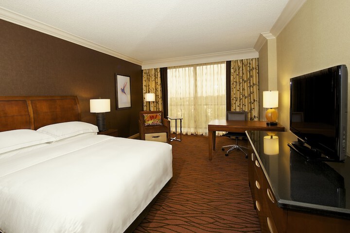 Hilton Orange County / Costa Mesa