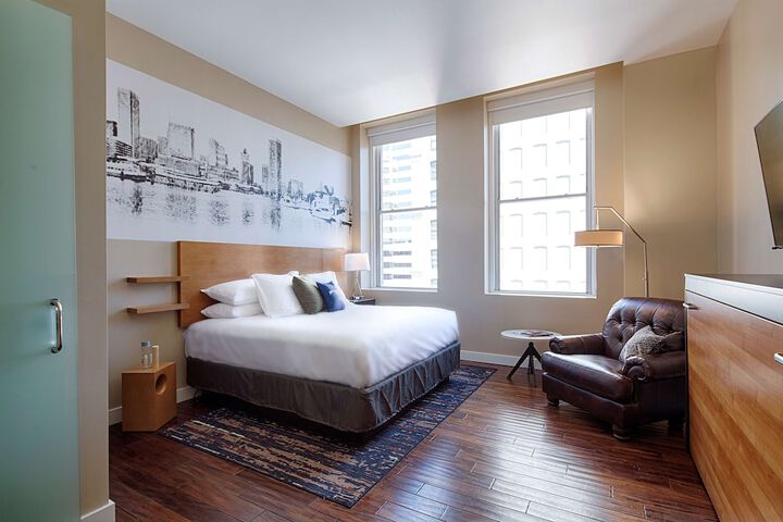 Room 19 of 51