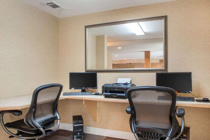 Quality Inn & Suites Ridgeland