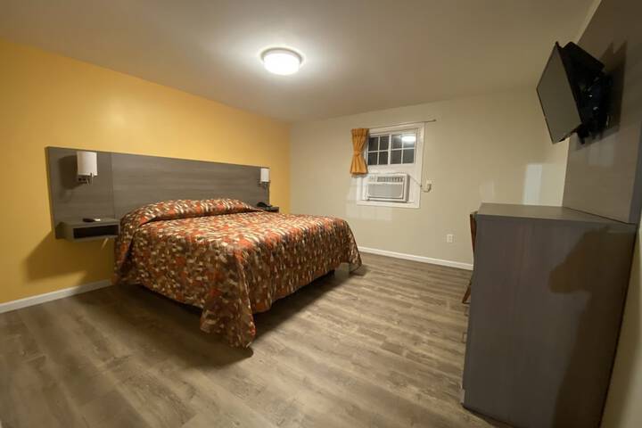 Room 7 of 15