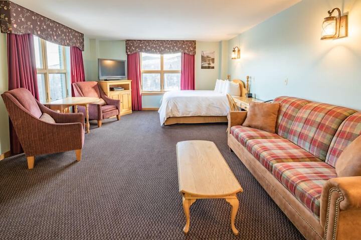 Sugarloaf Mountain Hotel