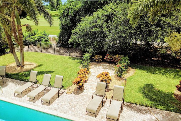 Pool 14 of 51