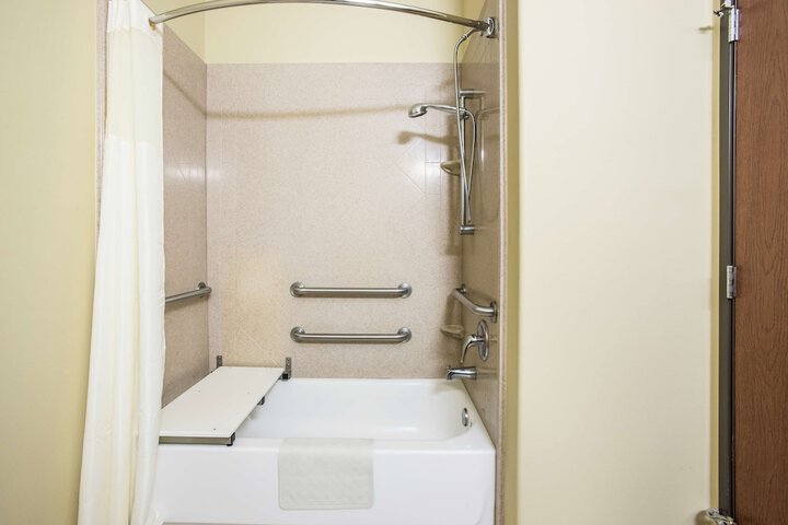 Knights Inn Bunkie