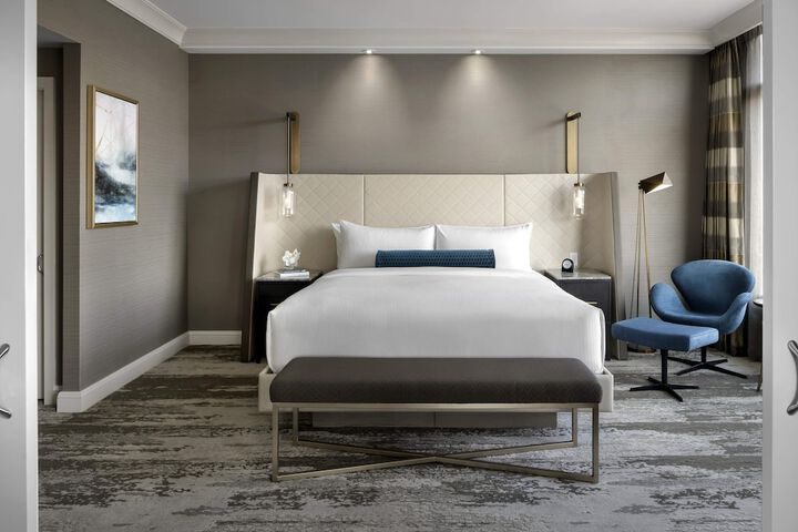 Fairmont Vancouver Airport In-Terminal Hotel