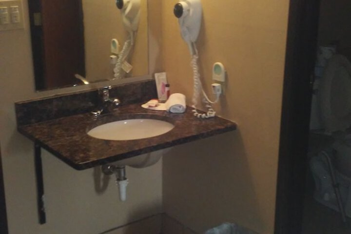 Room 3 of 15