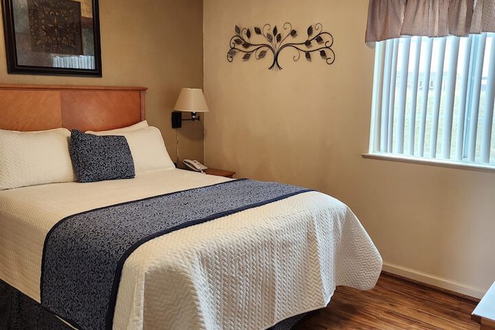 Room 29 of 65