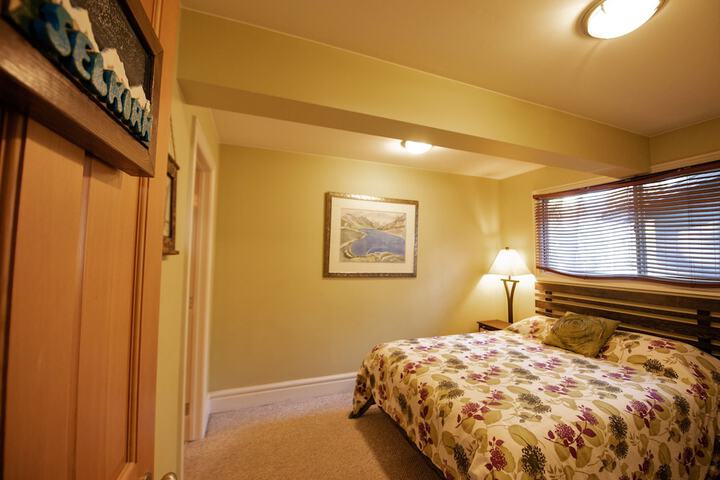Room 15 of 21