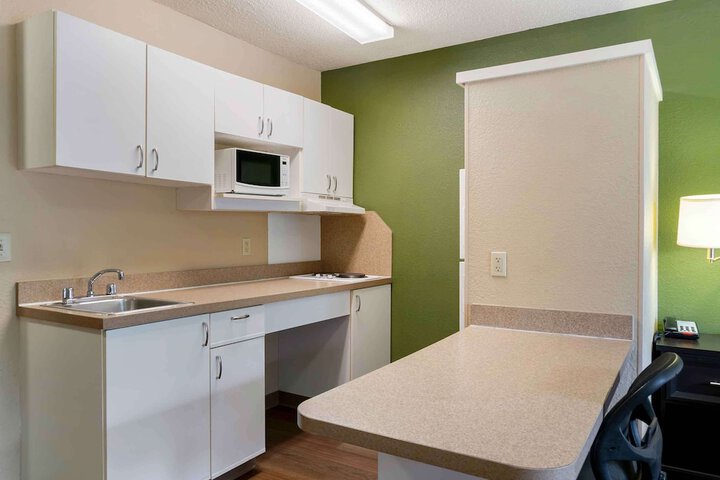 Extended Stay America Suites Detroit Madison Heights