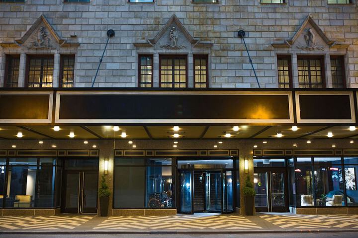 Hotel 5 of 61