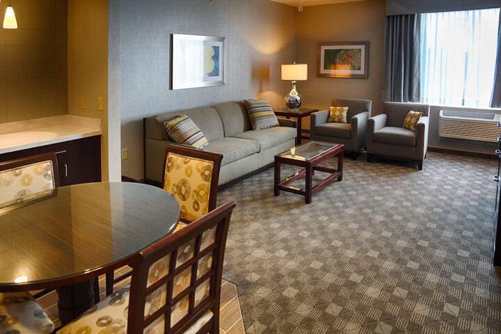 Doubletree by Hilton Lawrenceburg