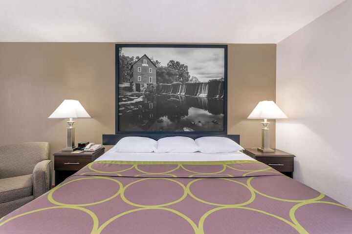 Room 21 of 25